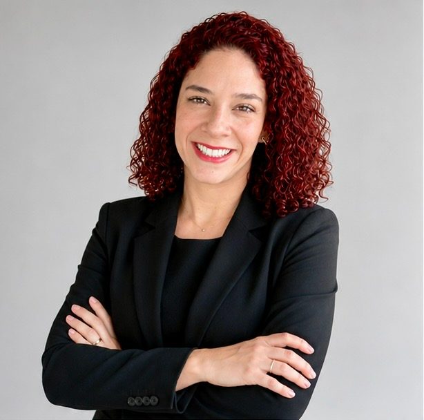 Dra. Corina Gomes